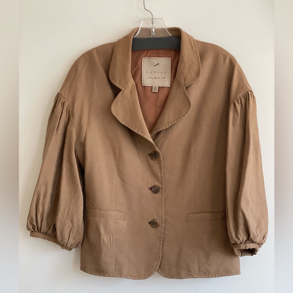 Larsen New York 10018- Size 10